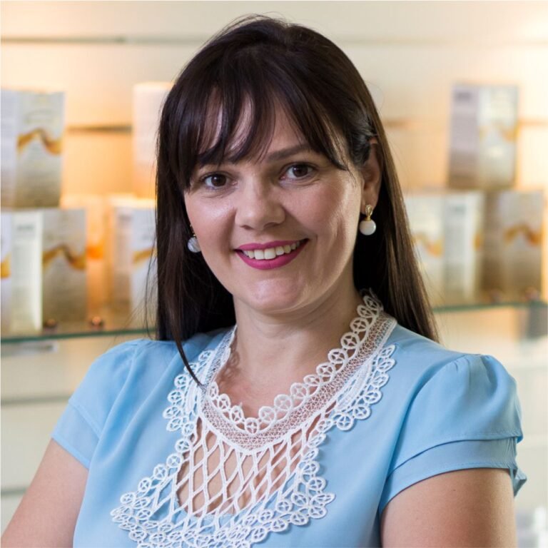 Perfil de Dra. Luciana Wiezel - Dermrio